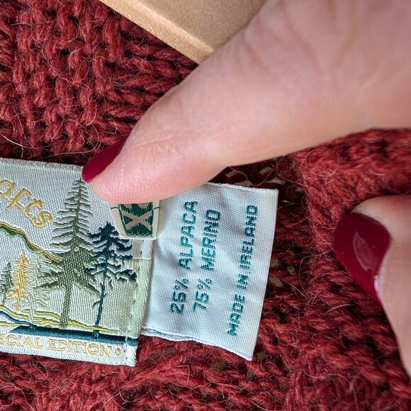 Aran Crafts Ireland Burgundy Cable Knit Belted Cardigan Made in Ireland XS - Picture 3 of 6